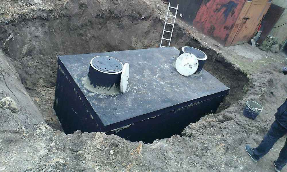 usazování betonového septiku